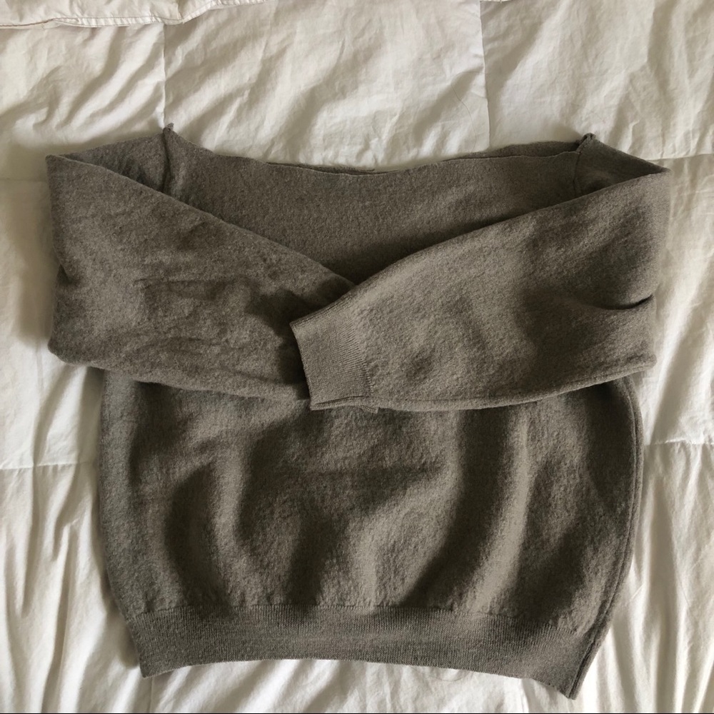 Long sleeve crop top